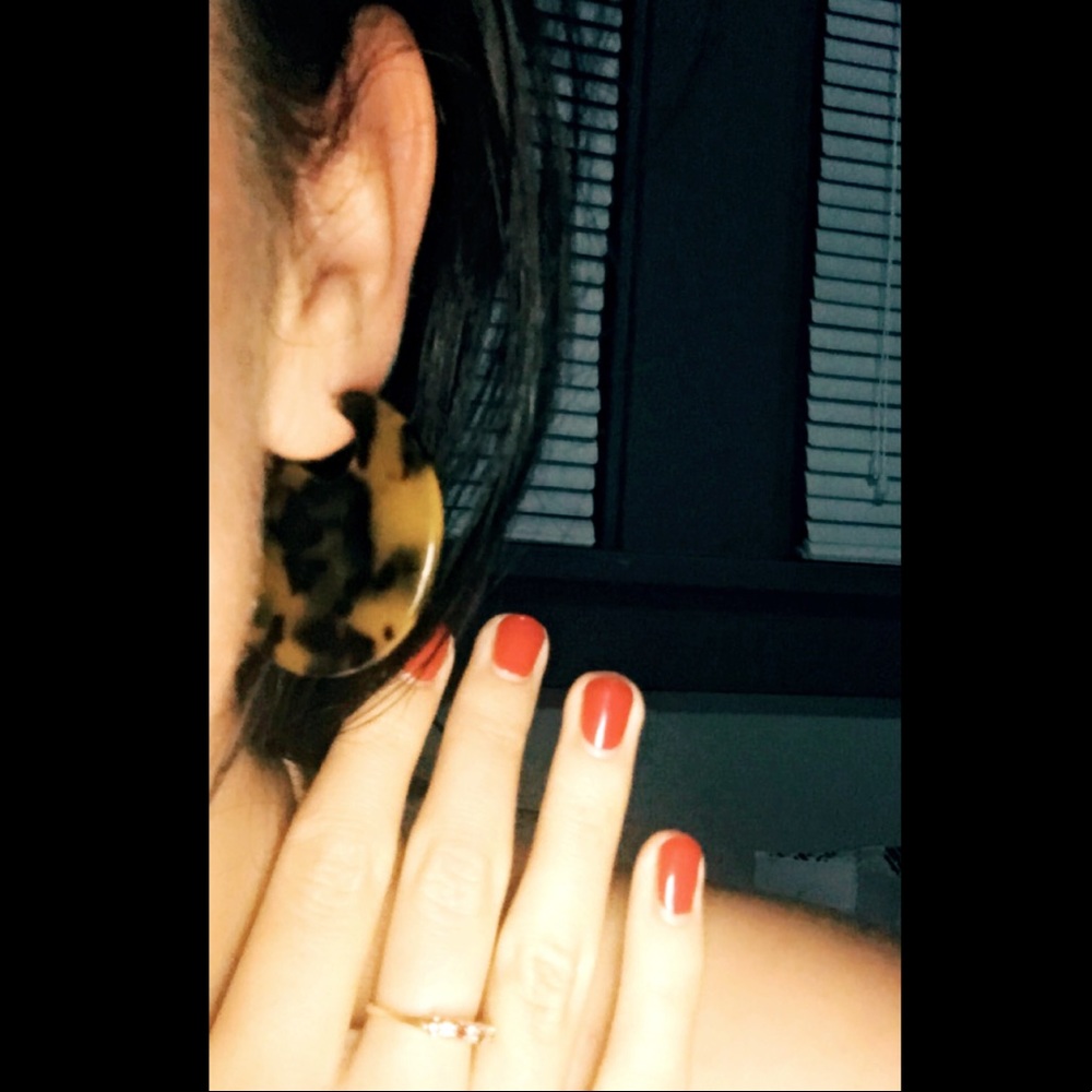 Acrylic tortoise shell earrings